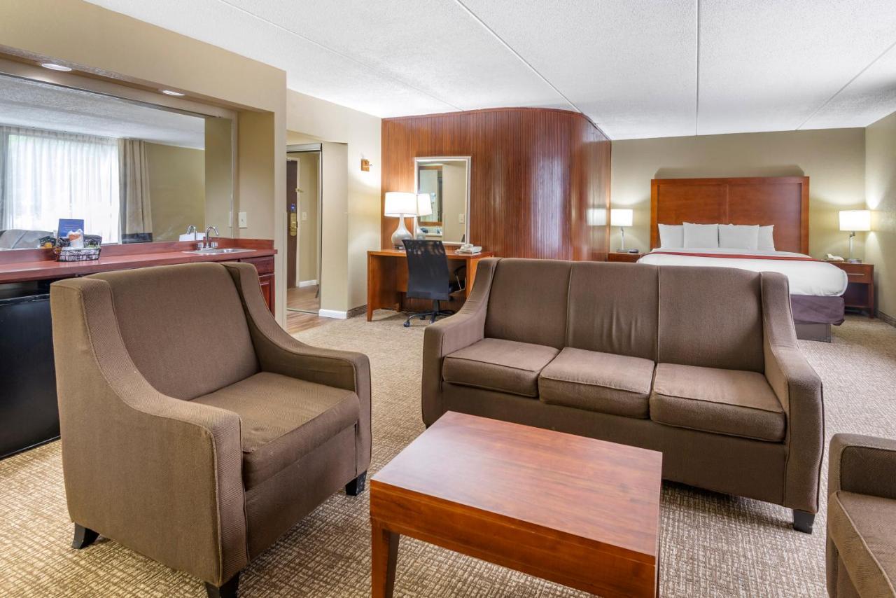 Comfort Inn Matthews / Charlotte Bagian luar foto