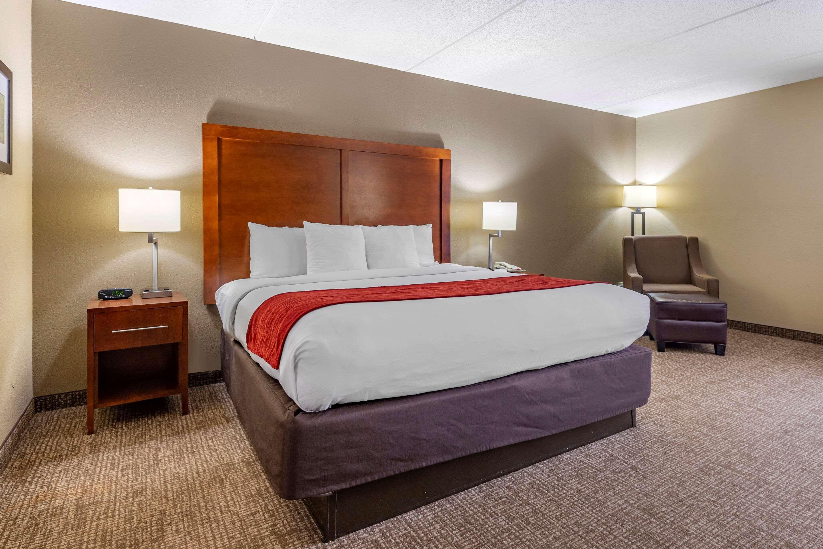 Comfort Inn Matthews / Charlotte Bagian luar foto