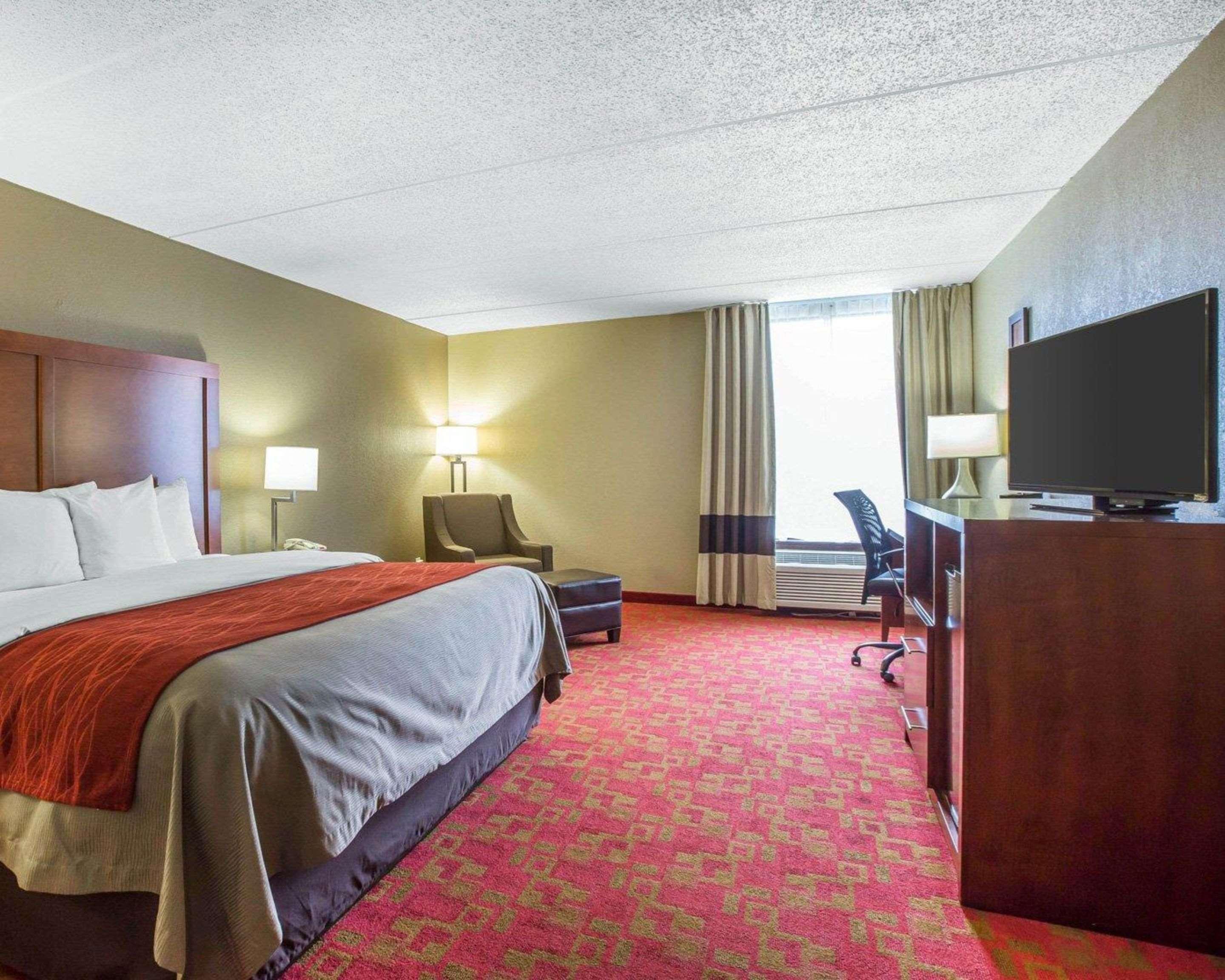 Comfort Inn Matthews / Charlotte Bagian luar foto