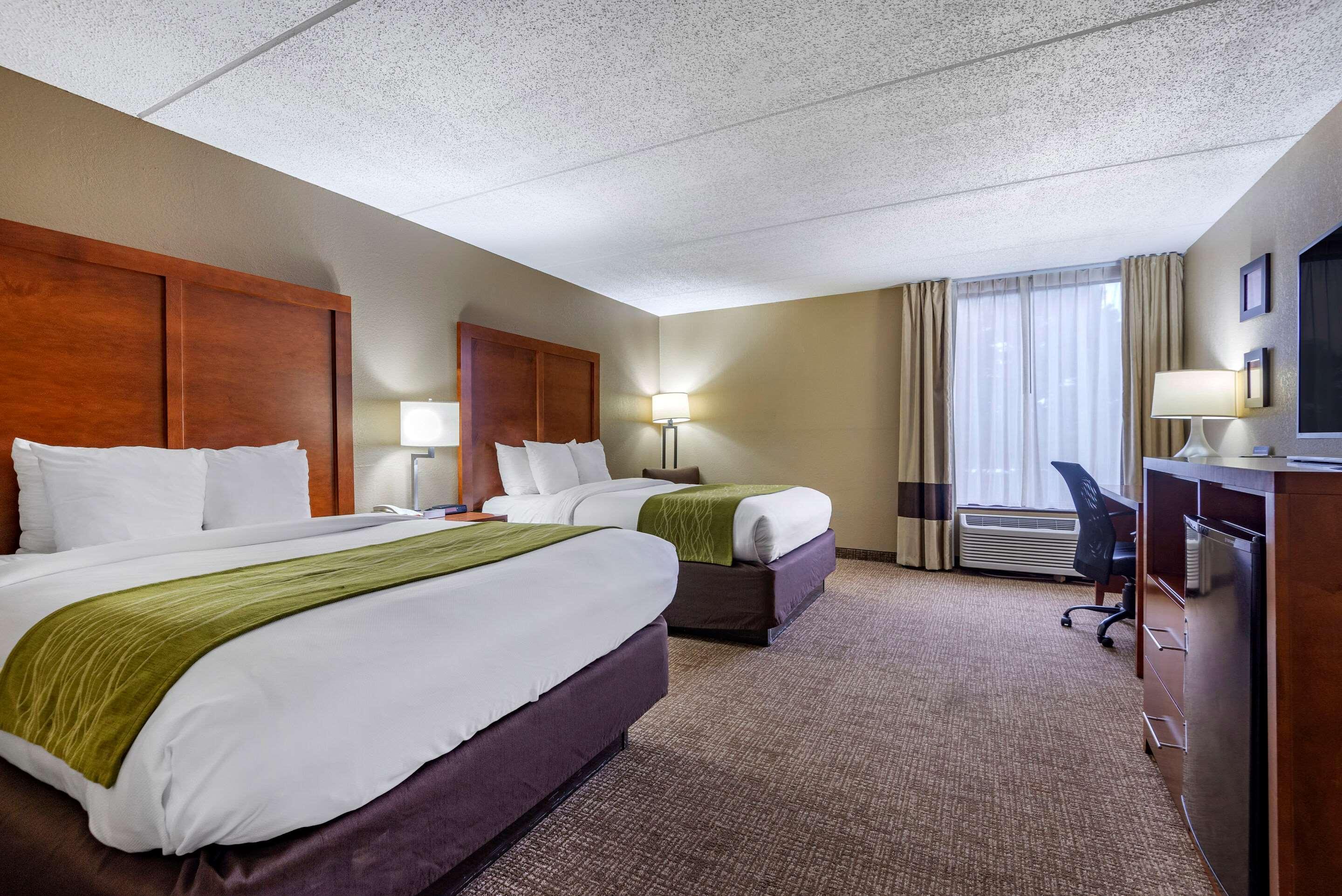 Comfort Inn Matthews / Charlotte Bagian luar foto