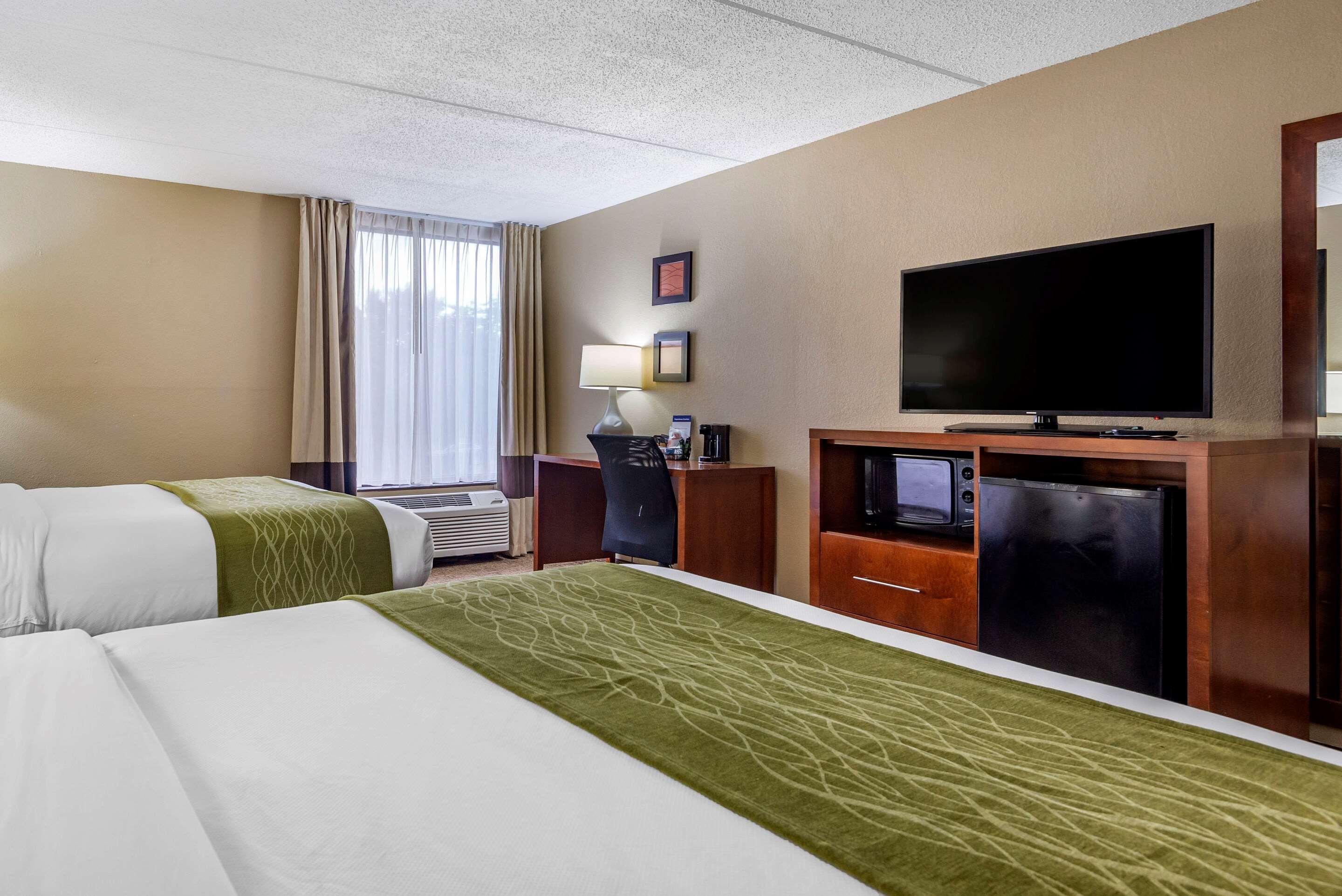 Comfort Inn Matthews / Charlotte Bagian luar foto