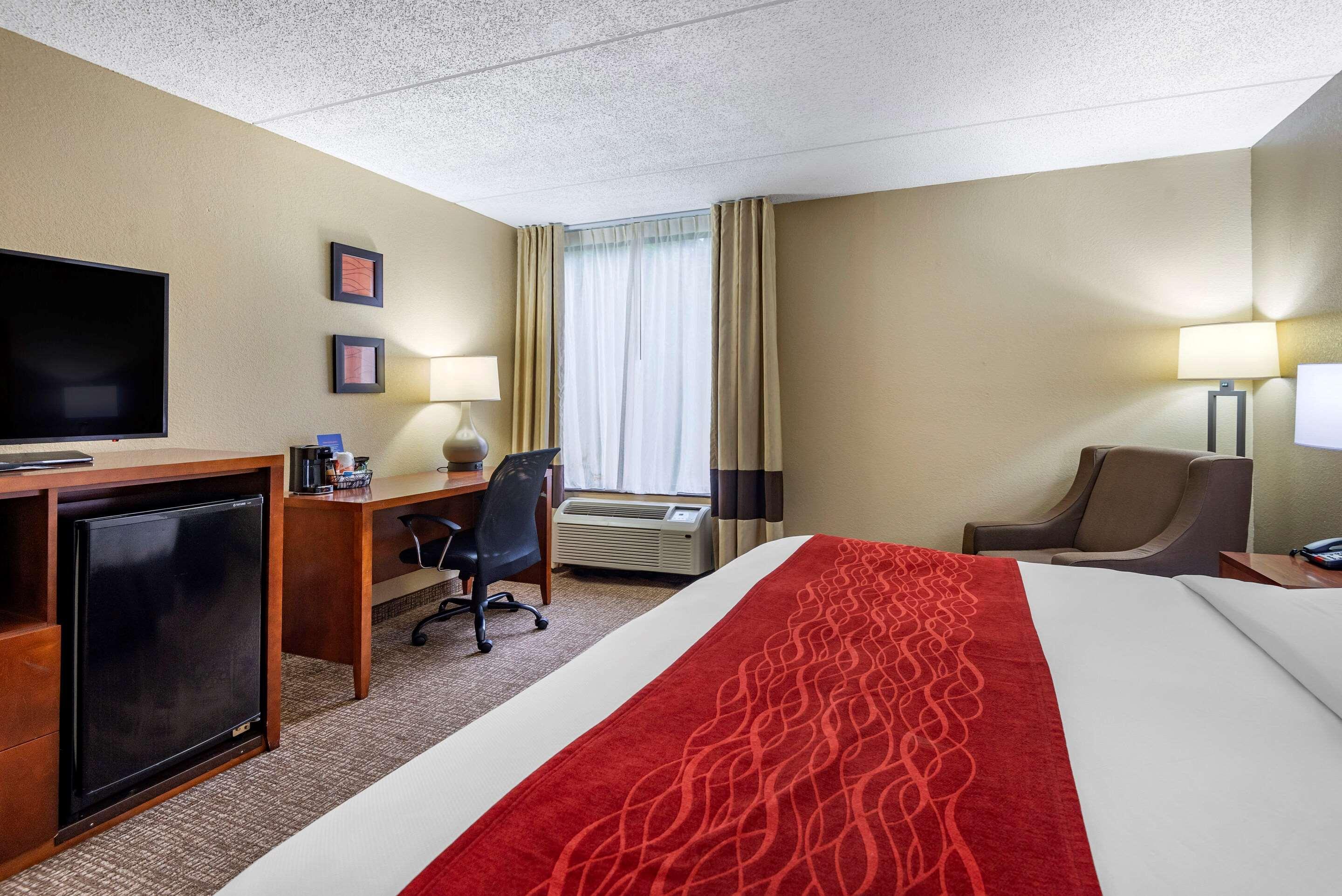 Comfort Inn Matthews / Charlotte Bagian luar foto