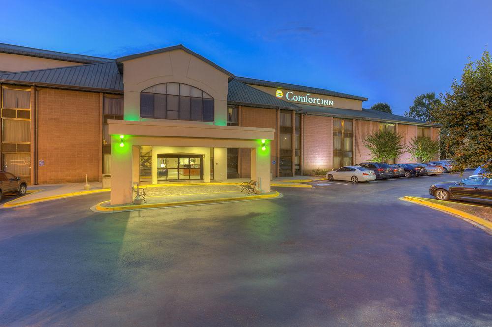 Comfort Inn Matthews / Charlotte Bagian luar foto