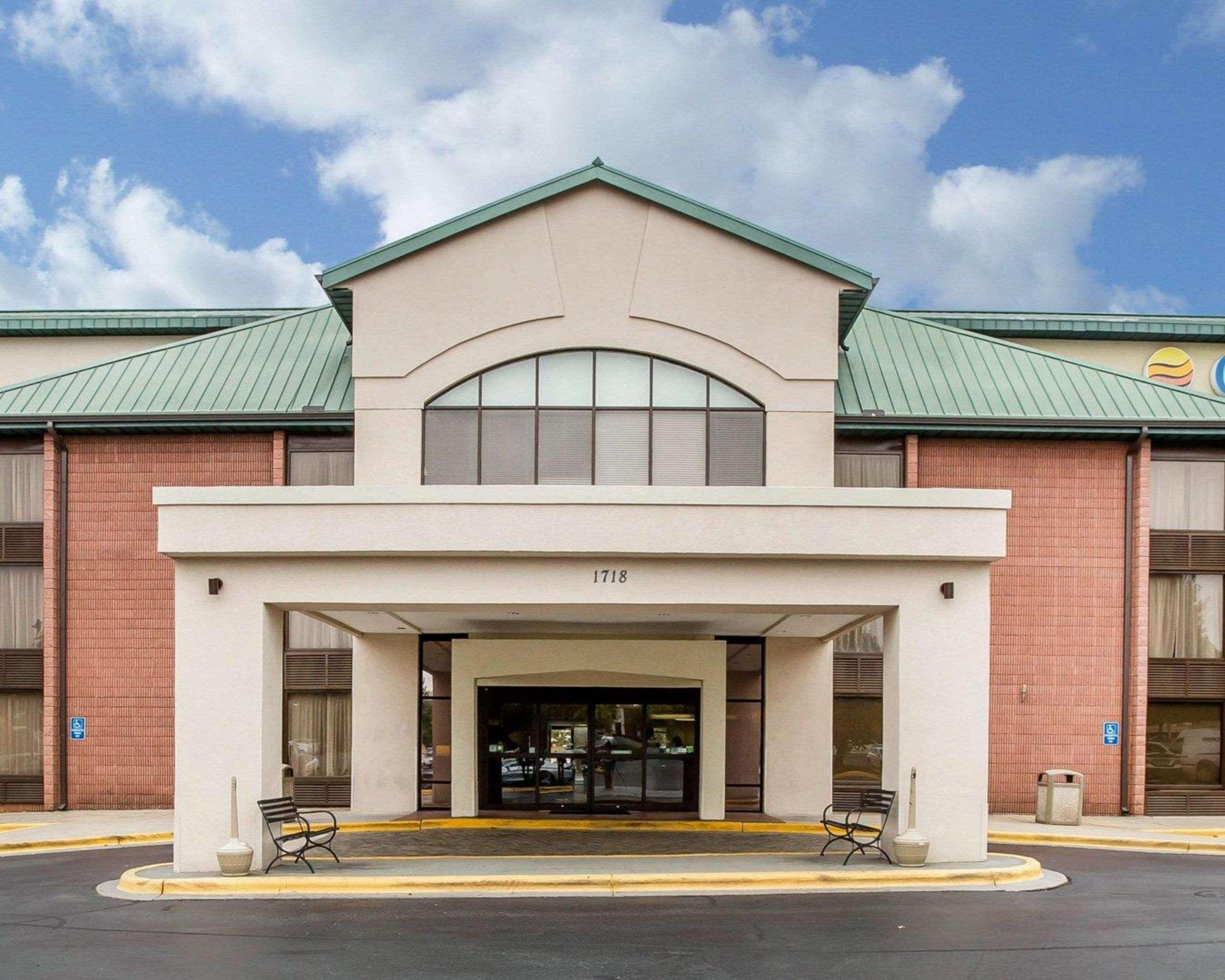 Comfort Inn Matthews / Charlotte Bagian luar foto