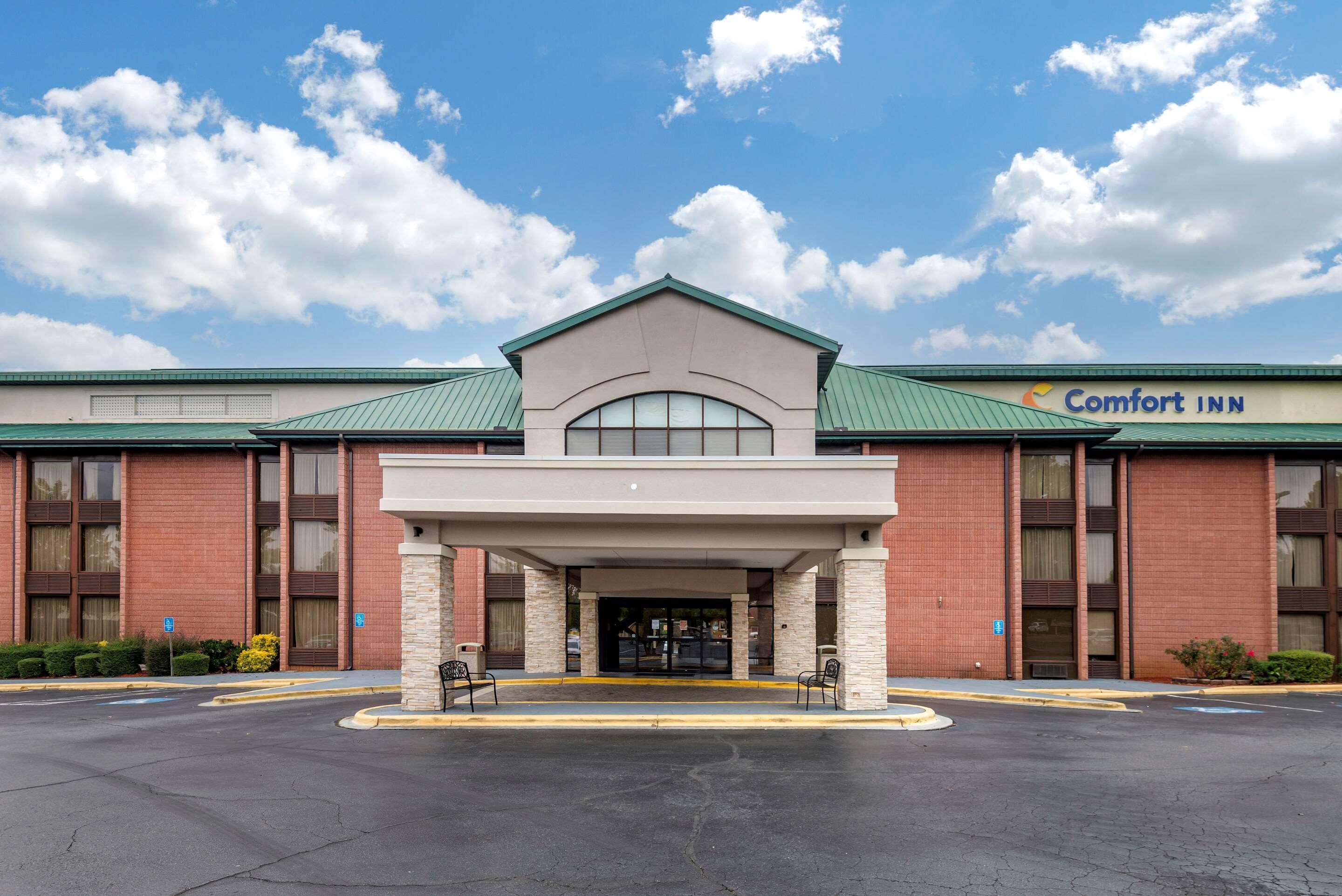 Comfort Inn Matthews / Charlotte Bagian luar foto